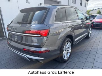 Audi Q7 - 7