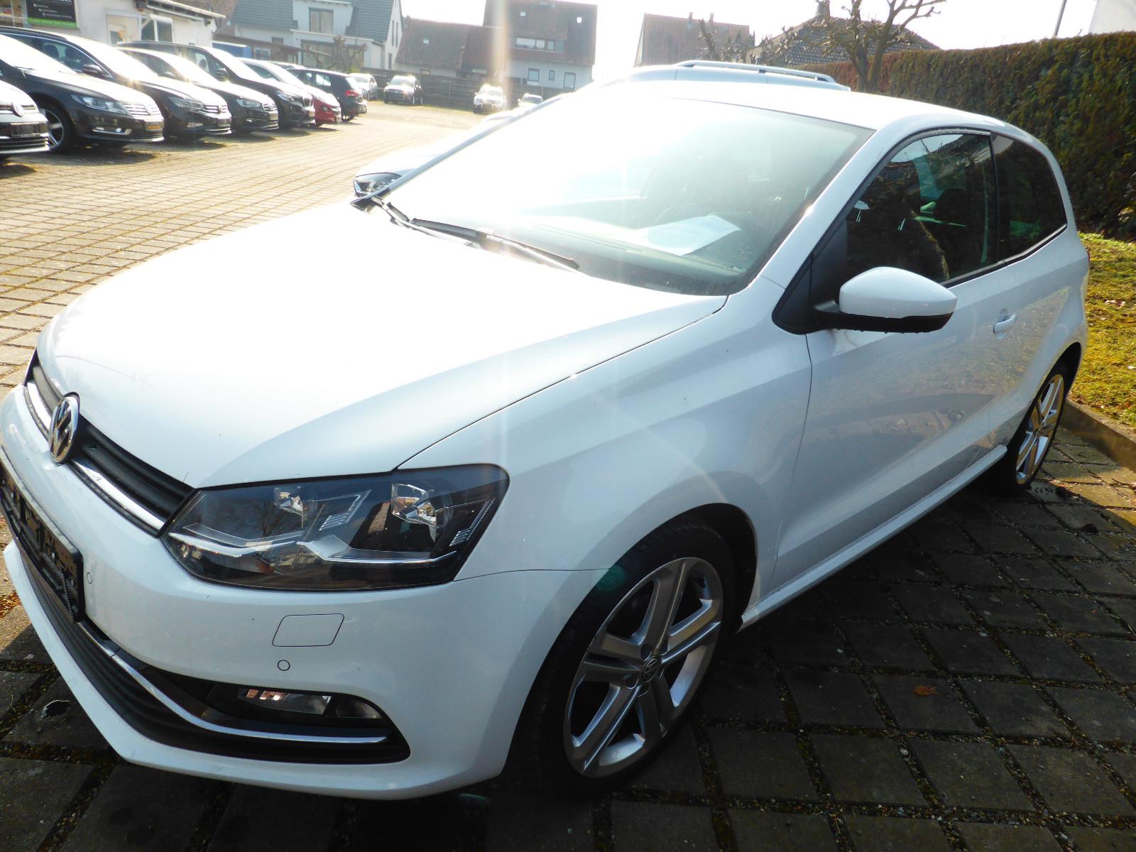 Volkswagen Polo V Highline  R-Line LED NAVI ALCANTARA SHZ