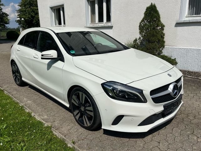 Mercedes-Benz A 220 CDI d BlueEfficiency URBAN LINE SHZ