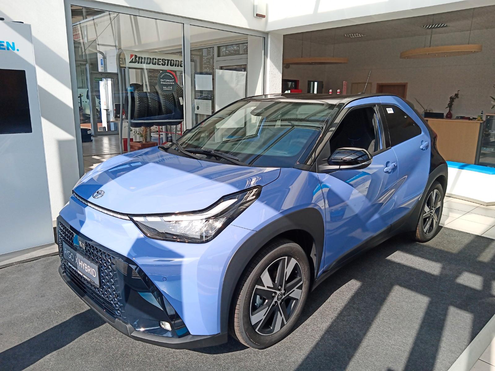 Toyota Aygo X Hybrid Teamplayer