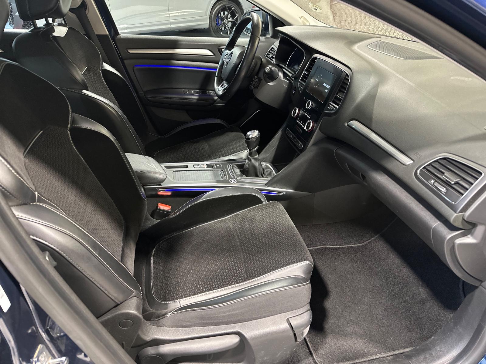 Renault Megane IV Grandtour Intens * SHZ * PDC *