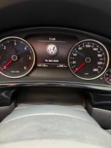 Volkswagen Touareg 3.0 V6 TDI SCR Tiptronic - - VW Touareg Gebrauchtwagen in Frankfurt