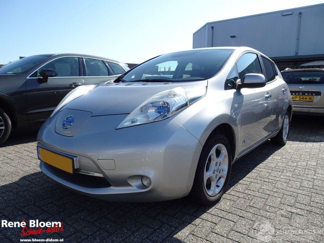 Nissan Leaf Base 24kWh 109pk