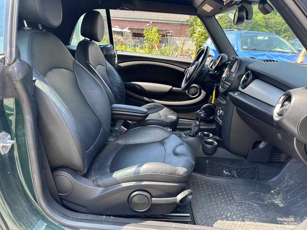 MINI Cooper Cabrio