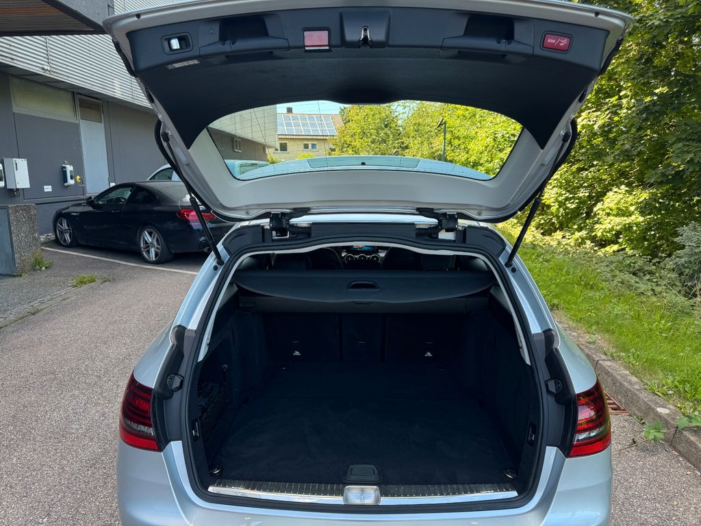 Mercedes-Benz C 220 T d, Distronic,Leder,Multibeam,AHK,Burmest