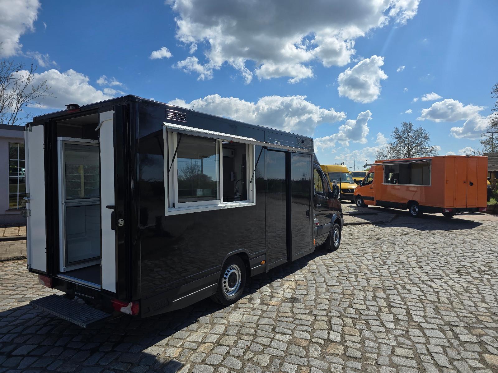 Mercedes-Benz Sprinter/ FOODTRUCK mit Küche und Strom