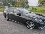 Mercedes-Benz E 250 BlueTEC 4MATIC T AVANTGARDE Autom. AVA... - Mercedes-Benz E 250: 4matic