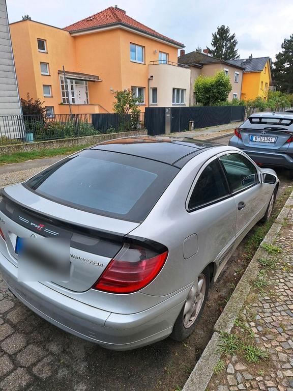 Mercedes-Benz C 180