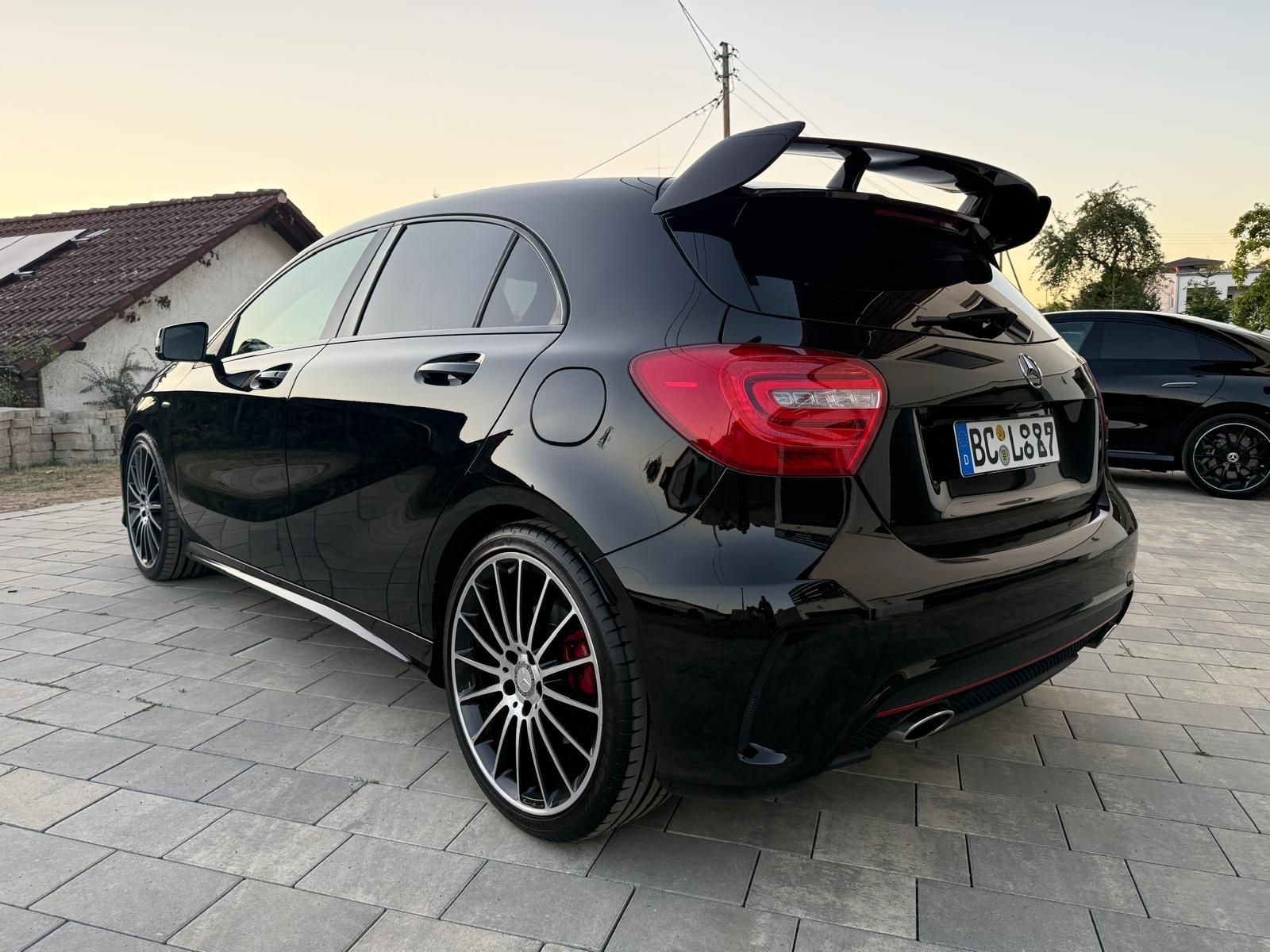 Mercedes-Benz A 250*4MATIC*Sport*AMG*Pano-Dach*Kamera*19 Zoll