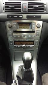 Toyota Avensis 1,8-l-VVT-i - - Toyota Avensis in Solingen