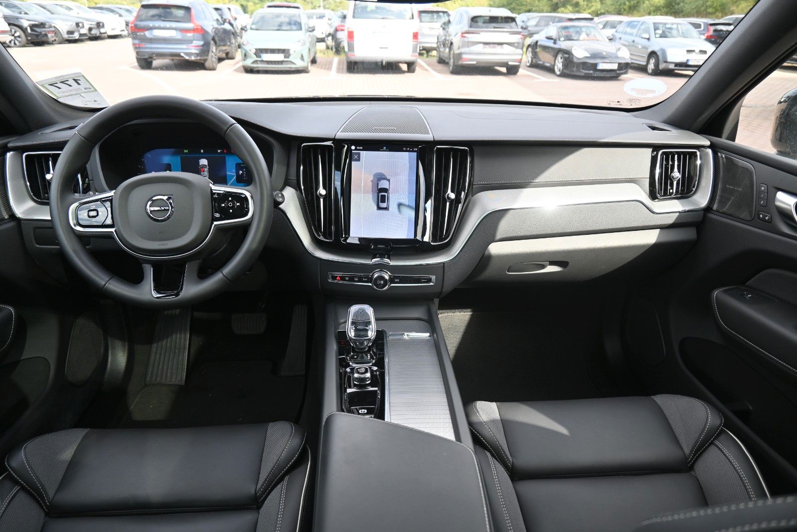 Fahrzeugabbildung Volvo XC60 T8 Ultimate Black Edit.*360°*AHK*HUD*PANO*