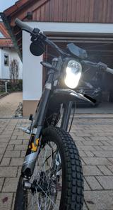 Sur-Ron Light Bee L1E-B - top Zustand - Zubehör  - SUR-RON MOTORRAD