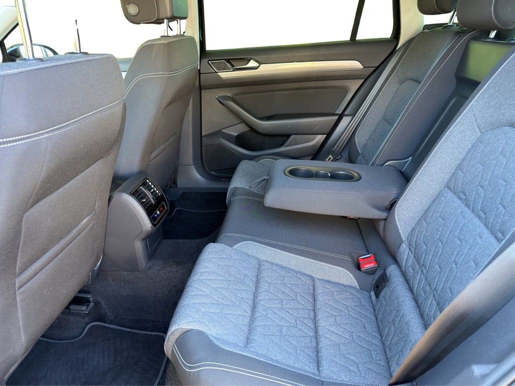 Volkswagen Passat Variant - Bild 17