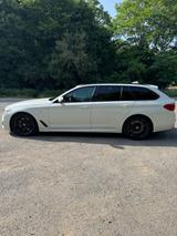 BMW 540i xDrive Touring A - - BMW 540 in Frankfurt (Main)