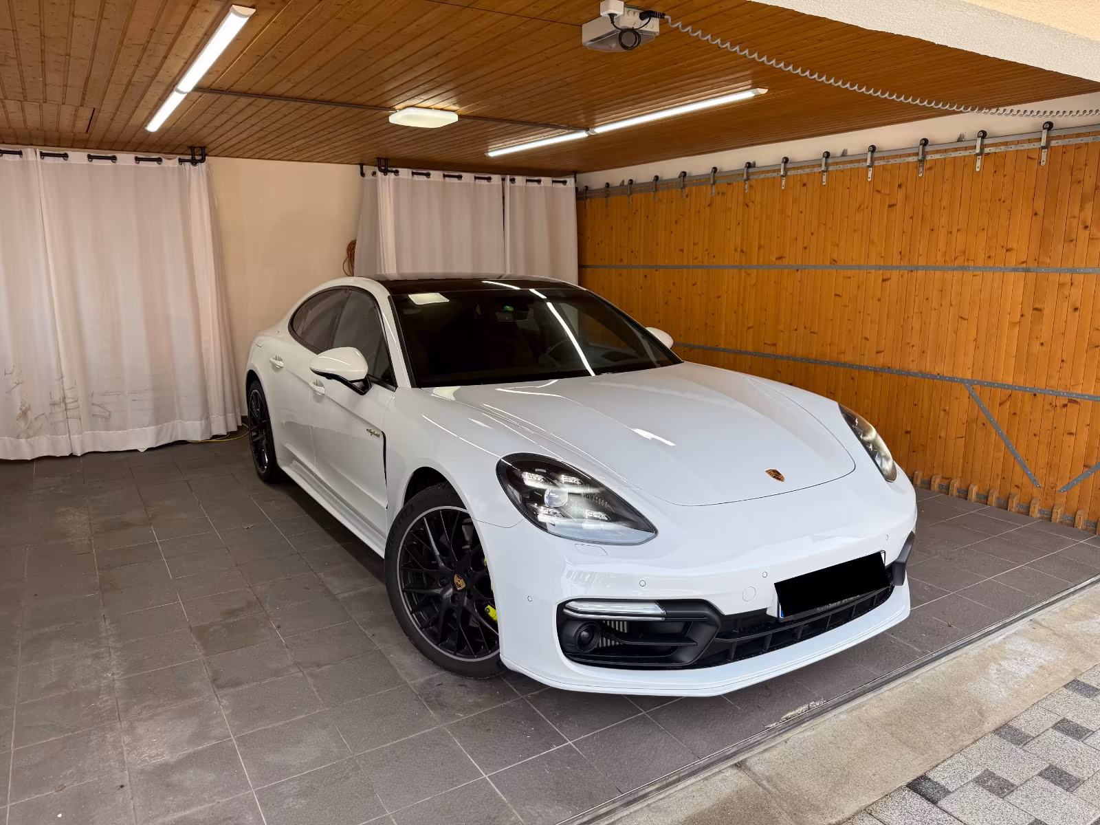 Porsche Panamera 4 E-Hybrid Edition 10 Jahre