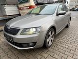 Skoda Octavia Lim. Elegance*Automatik*Navi* - Skoda Octavia Elegance mit Diesel-Antrieb