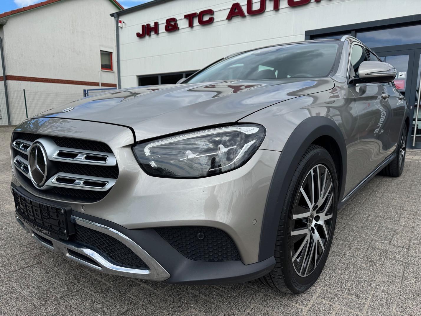 Mercedes-Benz E 220 d 4Matic All-Terrain/Avantg/Panorama/Distr