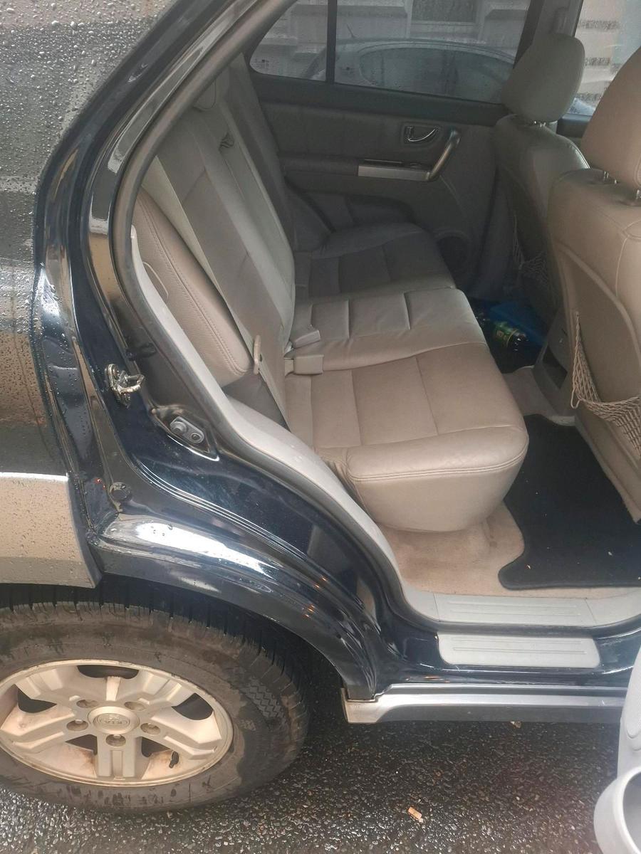 Kia Sorento 2006 — photo 7