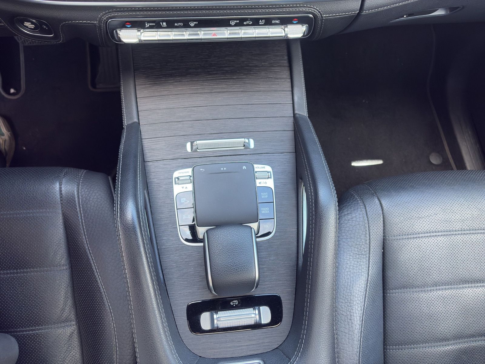 Fahrzeugabbildung Mercedes-Benz GLE 450/AMG/360gKamera/Soft/Multibeam/Pano