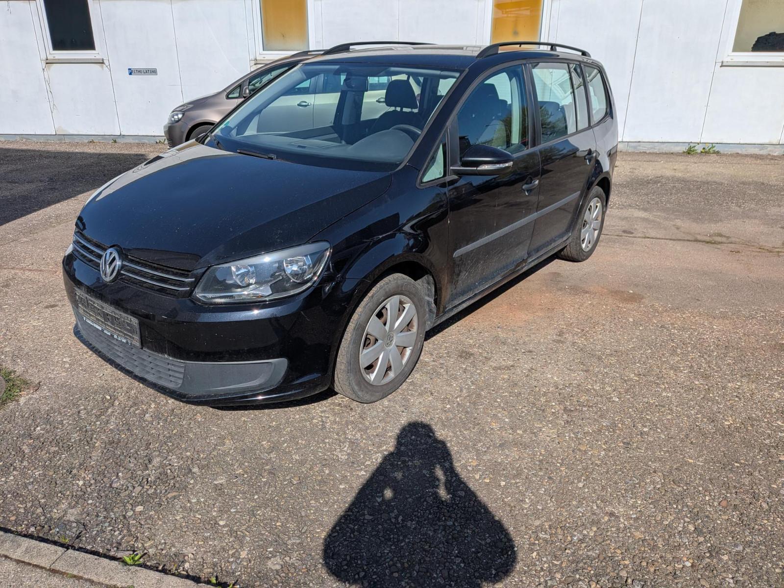 Volkswagen Touran Trendline BMT / 7 Sitzer