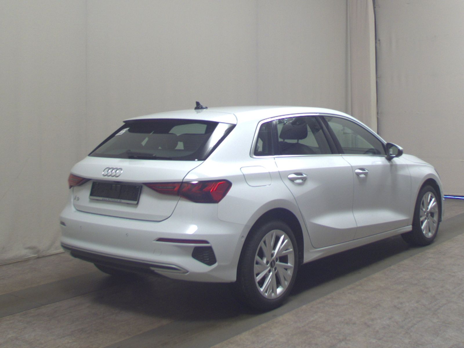 Audi A3 Sportback 1.5 TFSI Leder Navi vc Sound RFK foto 4