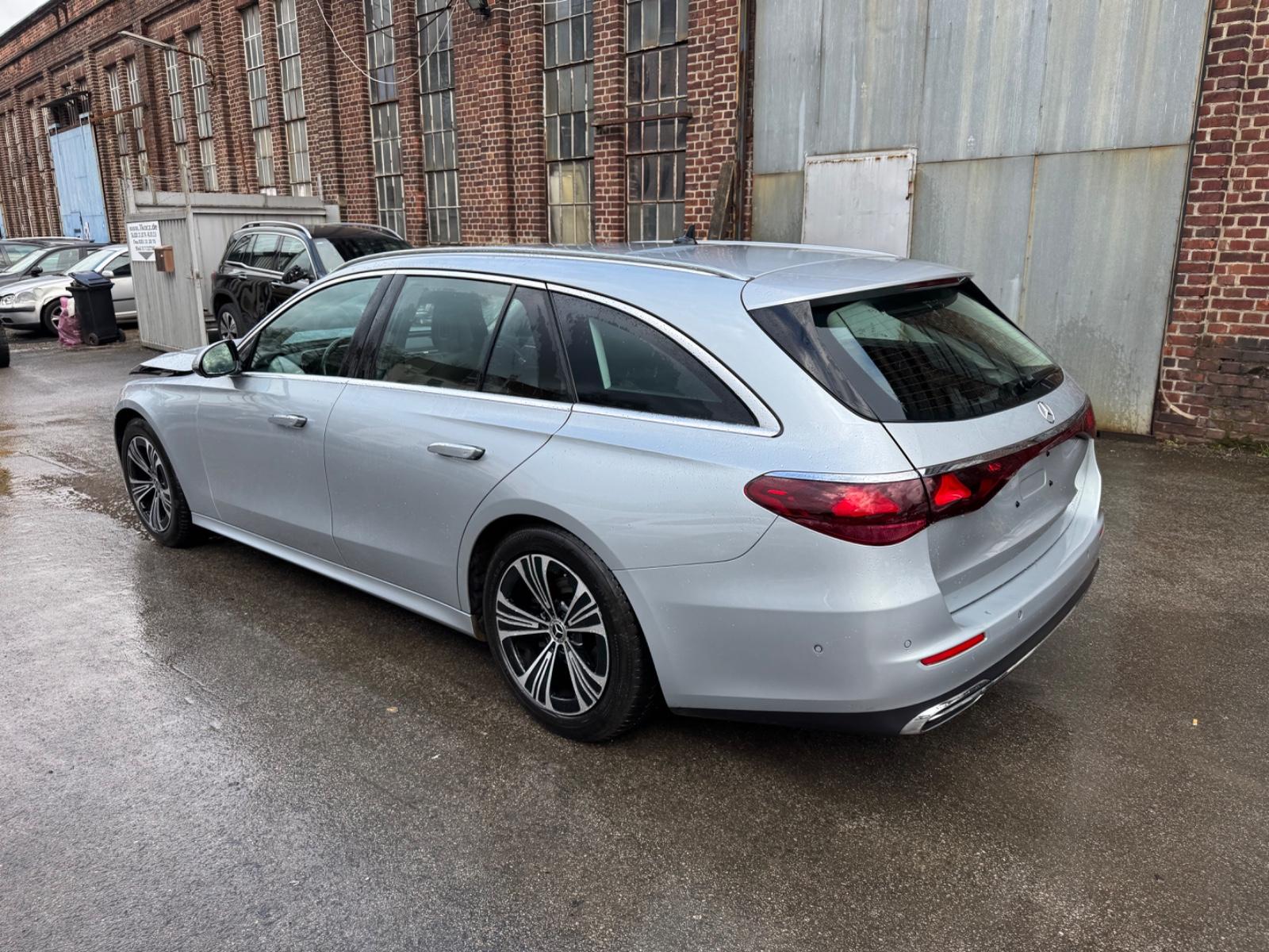 Mercedes-Benz E 220 d W214 Avantgarde Advanced Lenkradheizung
