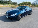 Mercedes-Benz SLK 350 Roadster 3,5l TÜV 06/2028 - blaue Mercedes-Benz SLK 350