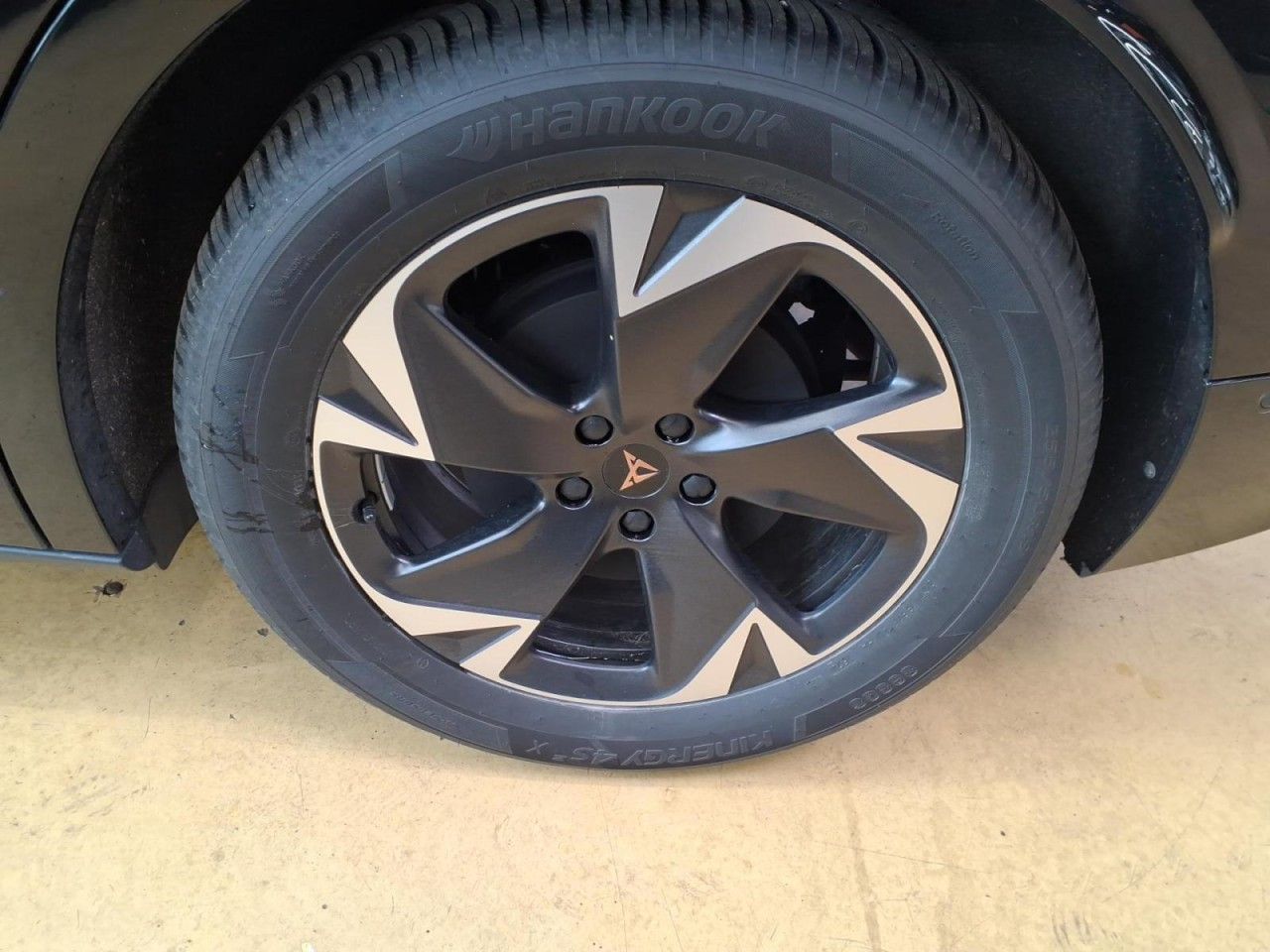 Cupra Tavascan - Bild 16