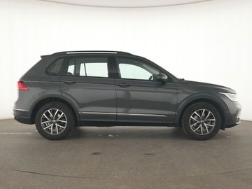 Volkswagen Tiguan - 5