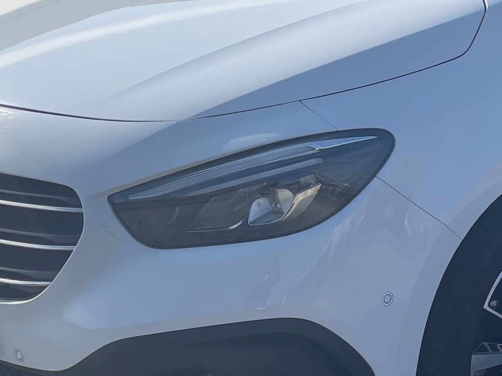 Fahrzeugabbildung Mercedes-Benz T 180 PROGRESSIVE LED Navi Sitzheizung AHK RFK
