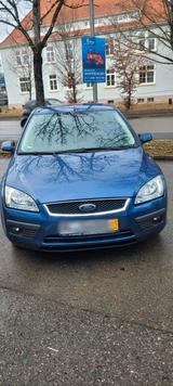 Ford Autos... Ford - Ford Focus aus 2006: Kombi