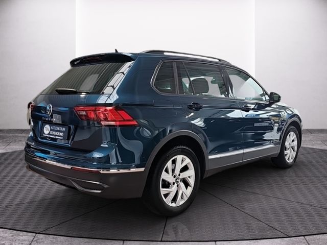 Fahrzeugabbildung Volkswagen Tiguan 1.5 TSI DSG Life AHK RFK El.HECKKL. APP S