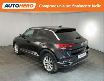 Volkswagen T-Roc - 4