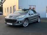 Peugeot 207 CC Cabrio Roland Garros 2.Hand SHZ LEDER ALU - Peugeot 207 mit Benzin-Antrieb: Cabrio, Garros Roland