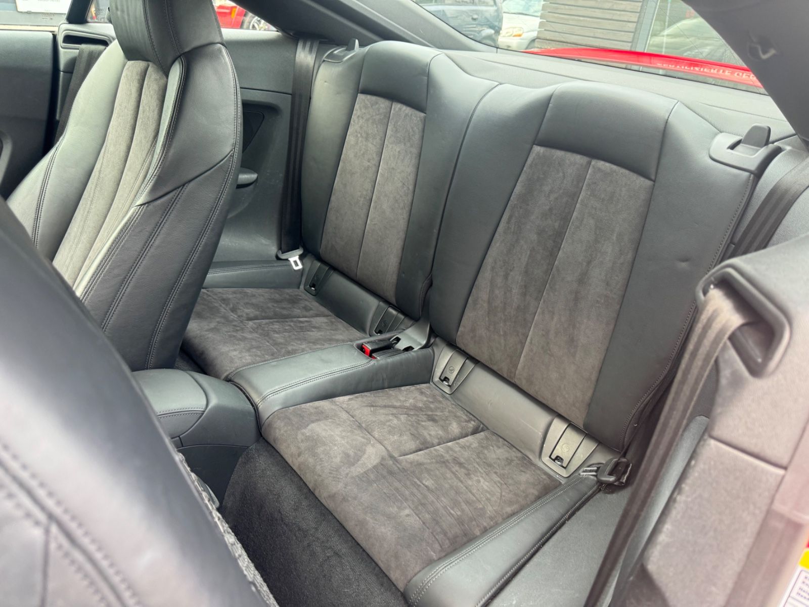 Fahrzeugabbildung Audi TT Coupe 1.8 TFSI S-Line*LED*Teilleder*Bi-Xenon