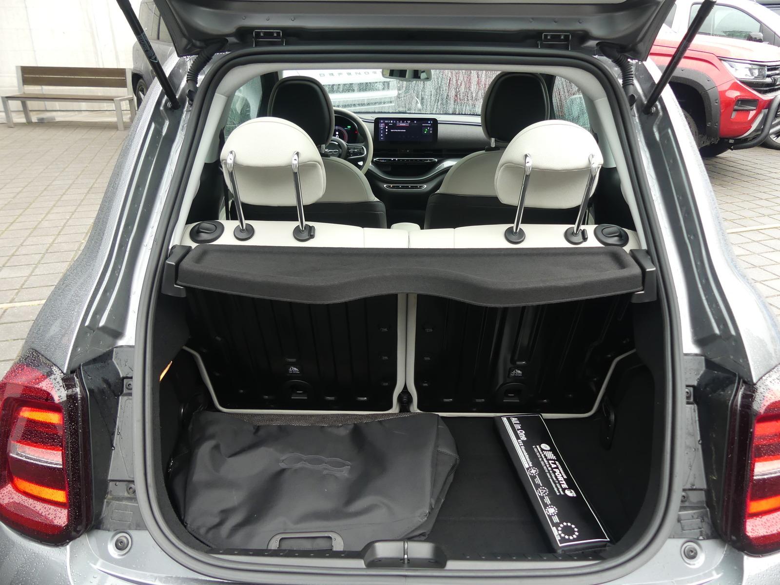 Fiat 500e La Prima by Bocelli 87KW PANO/LED/KAM/ACC