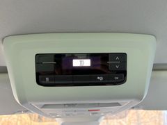 Fahrzeugabbildung Volkswagen T6.1 Multivan 150 PS STANDHZG ASSIST AHK ACC NAV