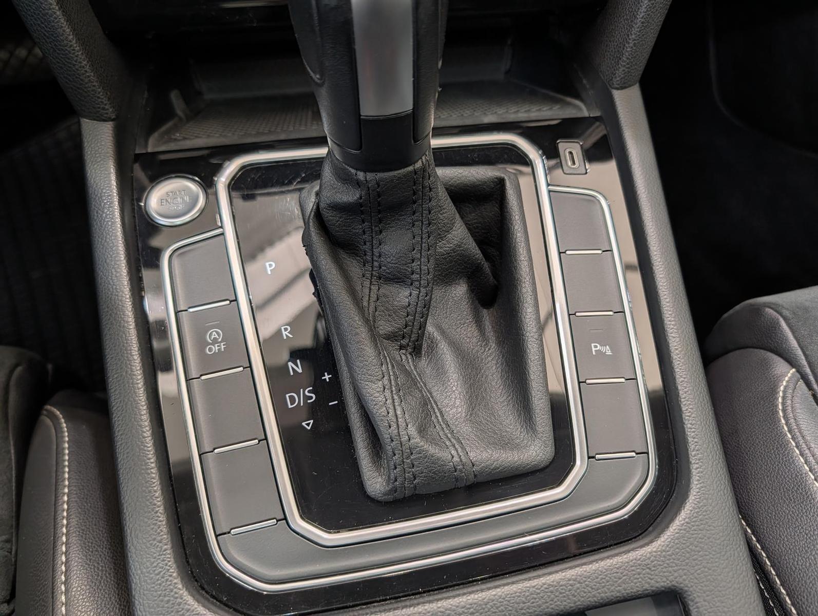 Volkswagen Passat 1.5 TSI DSG R-line ACC LED Pano L, миниатюра 13
