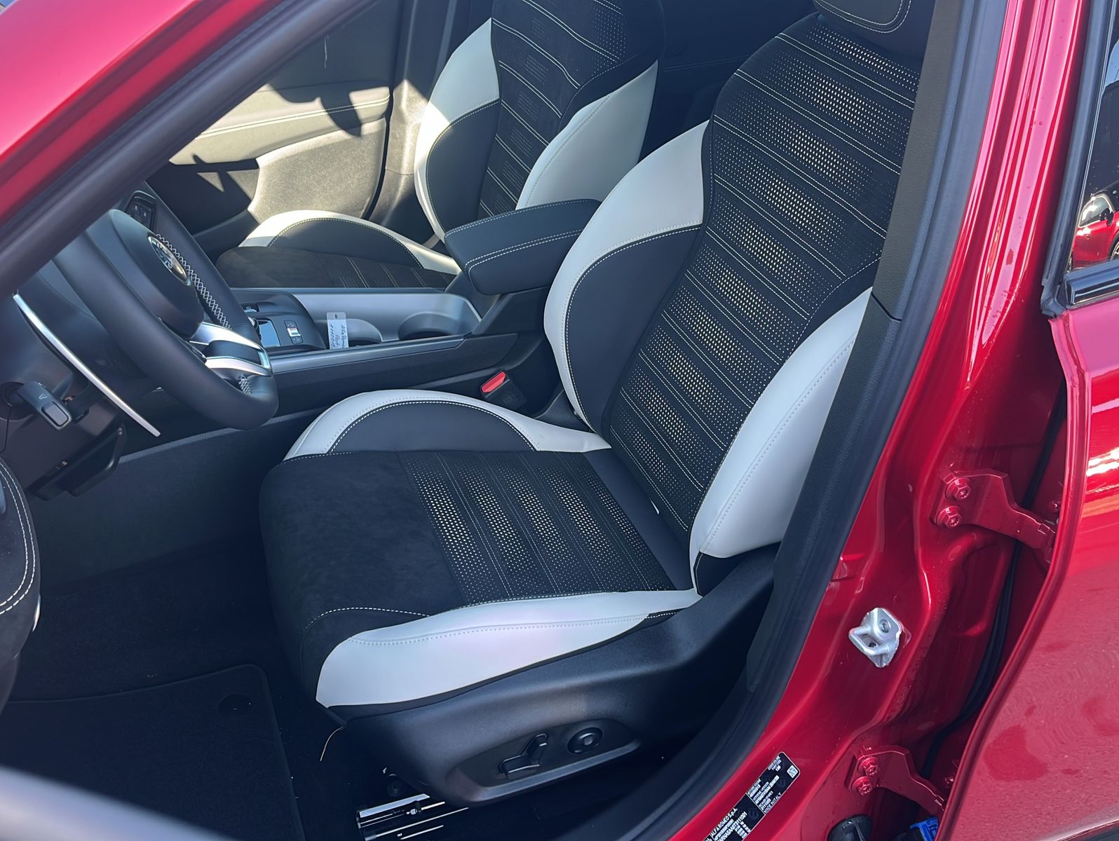 Alfa Romeo Tonale - Bild 2