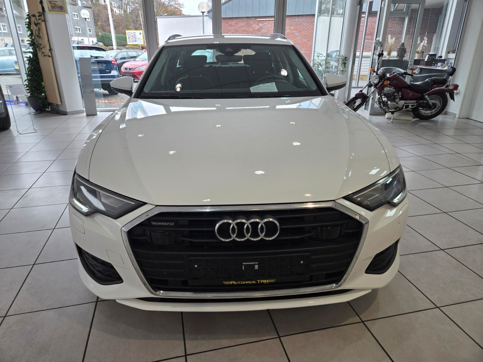 Fahrzeugabbildung Audi A6 Avant 45 TDI quattro*Business-Paket