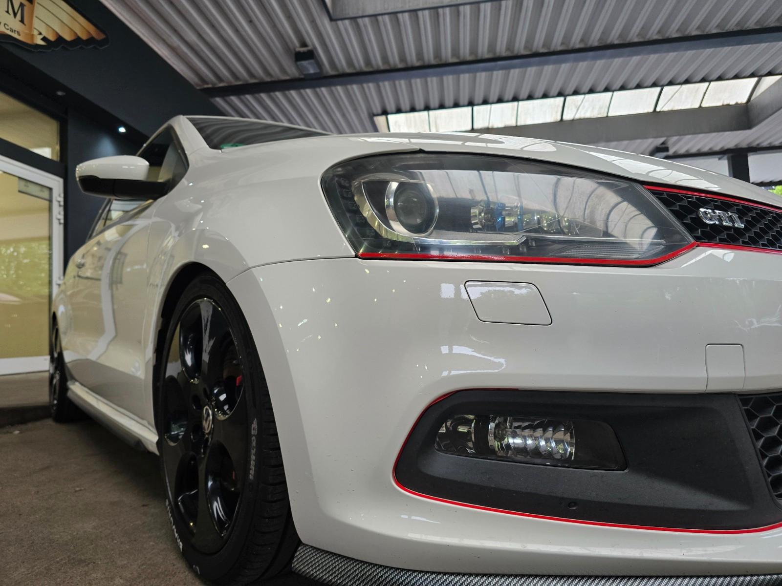 VOLKSWAGEN POLO V - GTI -  DSG - 179 CV- BI-XENON