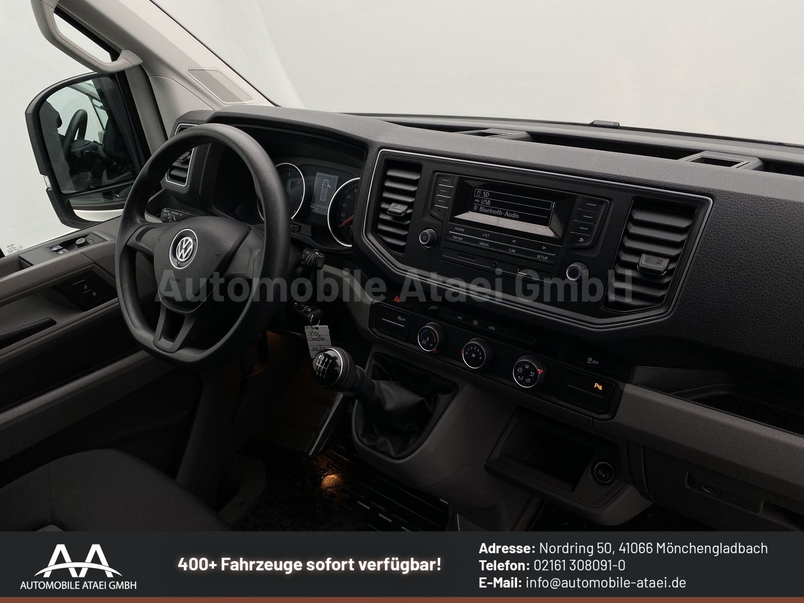 Fahrzeugabbildung Volkswagen Crafter 35 Plus *Mixto+6-Sitze* AHK 3,0t 2682