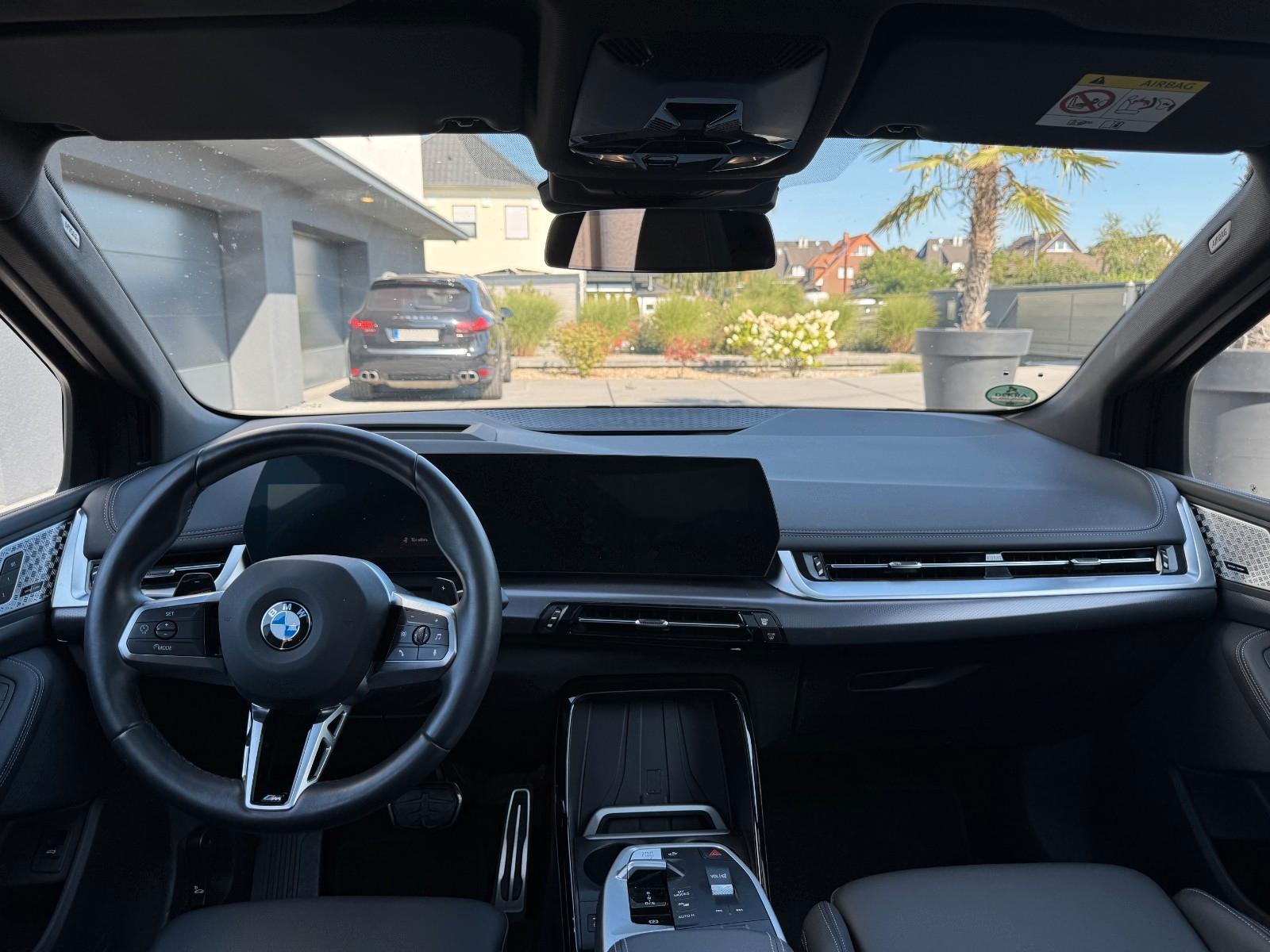 BMW 223i Active Tourer M Sport Pano Leder AHK HEADUP