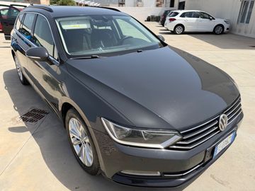 Volkswagen Passat - 3