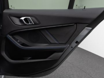 Fahrzeugabbildung BMW 120d Aut. M Sport DAB HiFi CockPitPro PDC LED