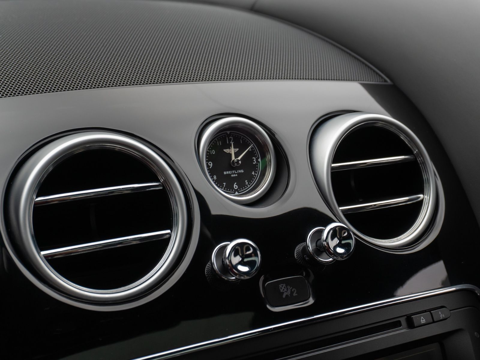 Fahrzeugabbildung Bentley Continental Flying Spur W12 Mulliner by Concord