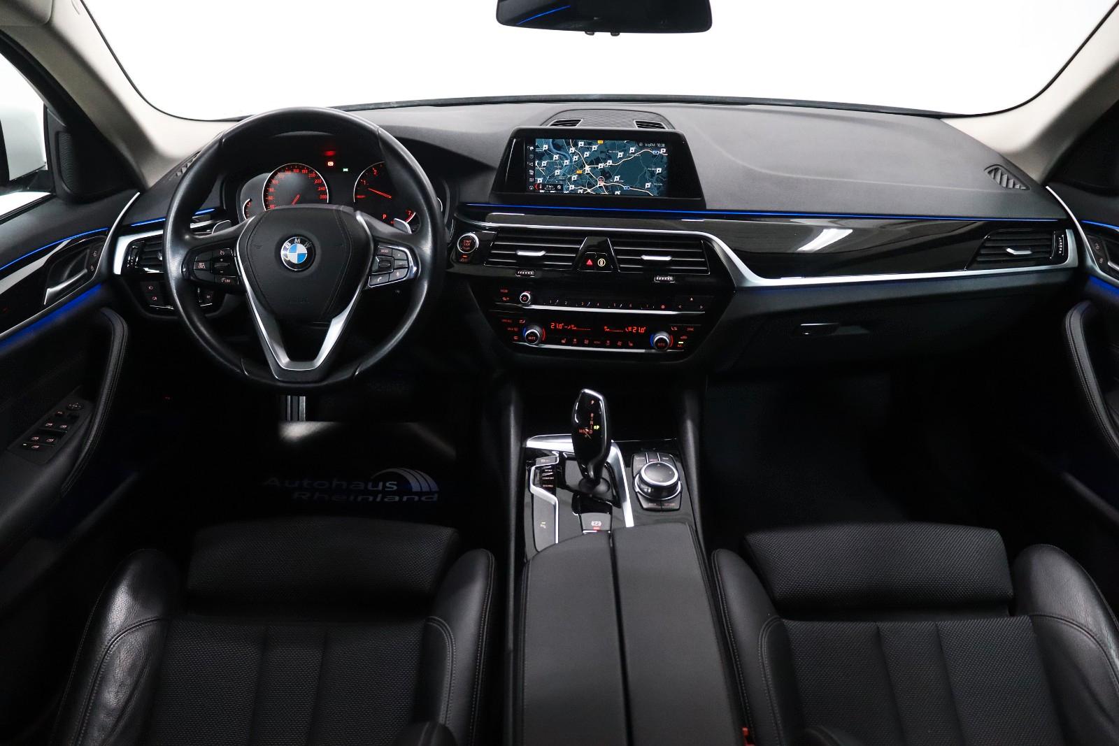 BMW 520i Sportline*SHADOW*LEDER*NAVI*LED*KAMERA