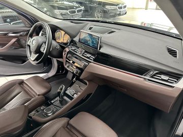 Fahrzeugabbildung BMW X1 xD20d xLine H/K Navi+ Sportsitze Komfort HUD