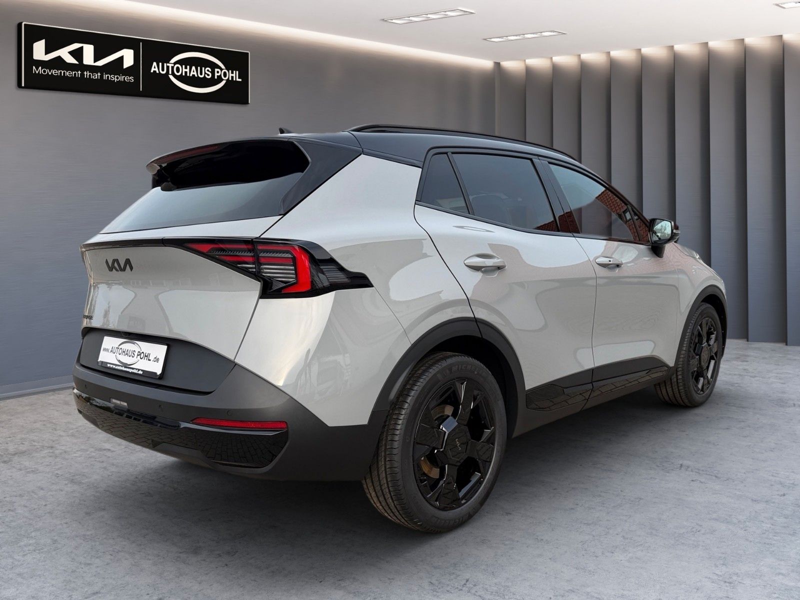 Fahrzeugabbildung Kia SPORTAGE 1.6T 2WD DCT BLACK ED SD DRIVE