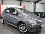 Mercedes-Benz B 180 BE / AUTOMATIK / LEDER / NAVI / 1.HAND - Mercedes-Benz B 180 aus 2011